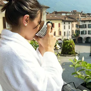 la-quadra-suites.it-lombardy.com/