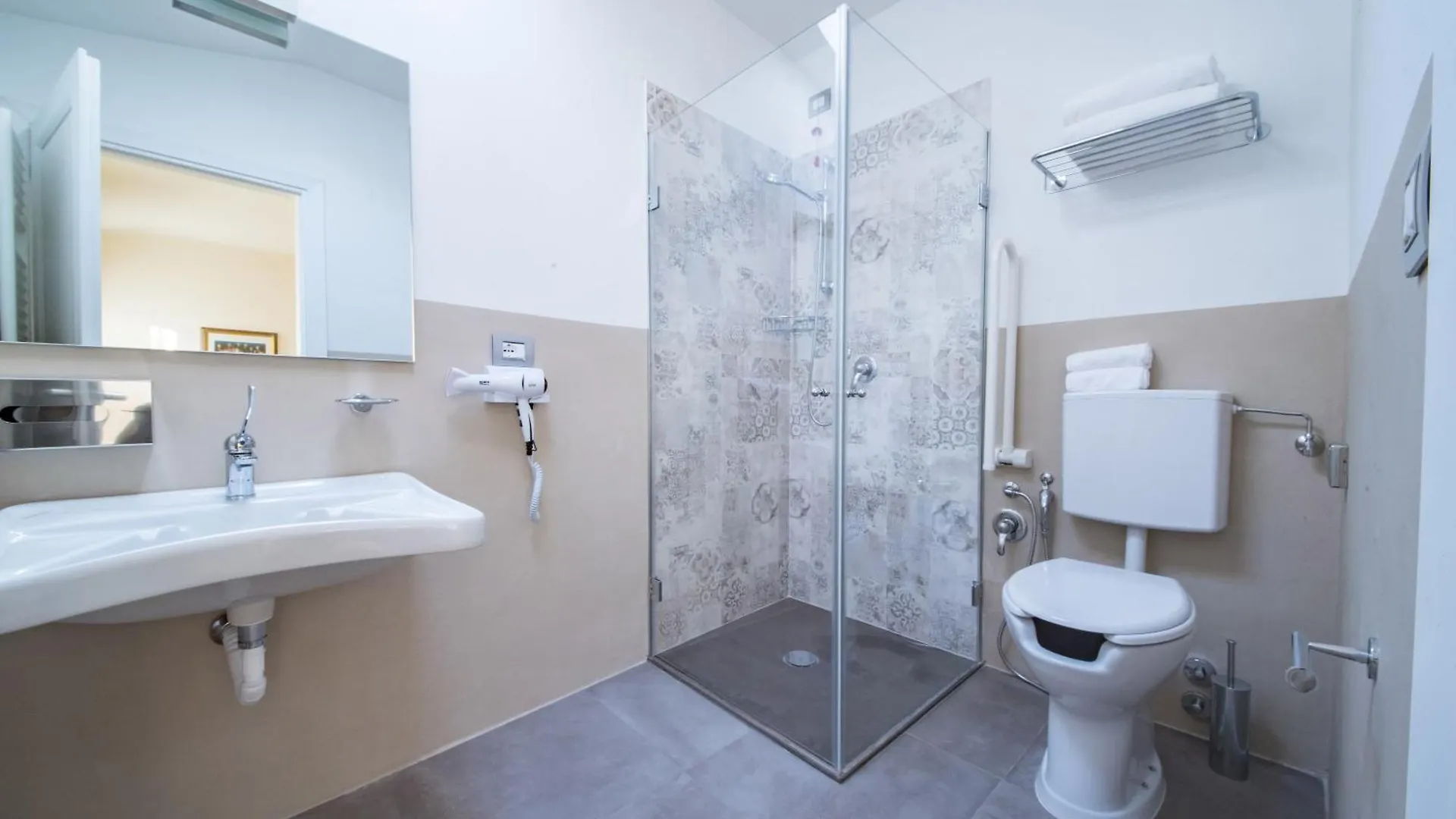 Hotel Il Palazzo Assisi 3*,